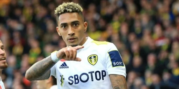 Рафинья склоняется к переходу в «Барселону», а не в «Ливерпуль» Рафинья склоняется к переходу в «Барселону», а не в «Ливерпуль»