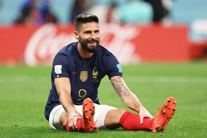 Оливье Жиру: «Мы не собираемся позволять Месси наслаждаться лучшим вечером, которая может быть в его жизни. Мы хотим выиграть» Оливье Жиру: «Мы не собираемся позволять Месси наслаждаться лучшим вечером, которая может быть в его жизни. Мы хотим выиграть»