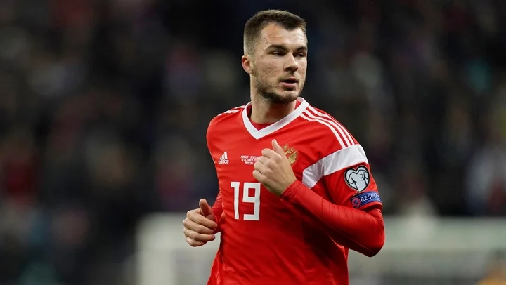 Николай Комличенко: «С Ираном будет интересно, они же на ЧМ играли. А с Ираком вообще супер – мы же давно не играли дома при своих болельщиках» Николай Комличенко: «С Ираном будет интересно, они же на ЧМ играли. А с Ираком вообще супер – мы же давно не играли дома при своих болельщиках»