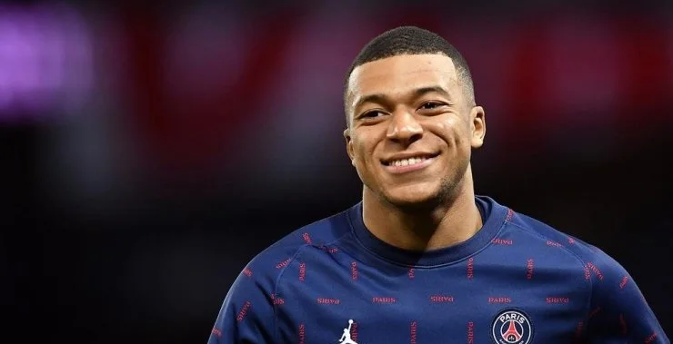 Открыта охота не только на Мбаппе и Холанда. Помогаем «Реалу» потратить 300 миллионов евро Открыта охота не только на Мбаппе и Холанда. Помогаем «Реалу» потратить 300 миллионов евро