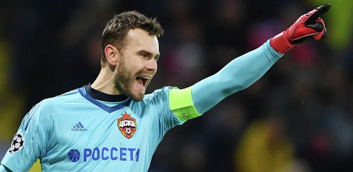 Игорь Акинфеев: «У Марио Фернандеса своя голова на плечах. Вот Медина ушел в «Спартак». Мне что сделать? Пускай уходят куда хотят»