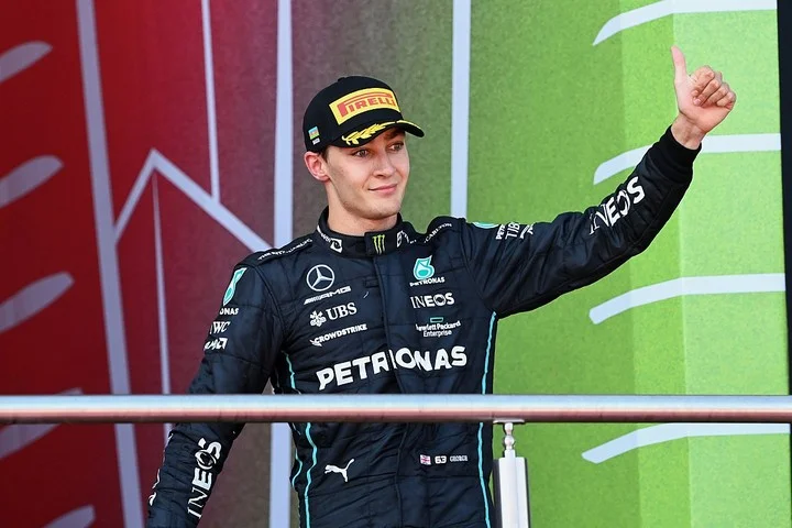 Пилот «Мерседеса» Джордж Расселл: «Мы не можем полагаться только на неудачи других. Нам самим нужно прибавлять в скорости» Пилот «Мерседеса» Джордж Расселл: «Мы не можем полагаться только на неудачи других. Нам самим нужно прибавлять в скорости»