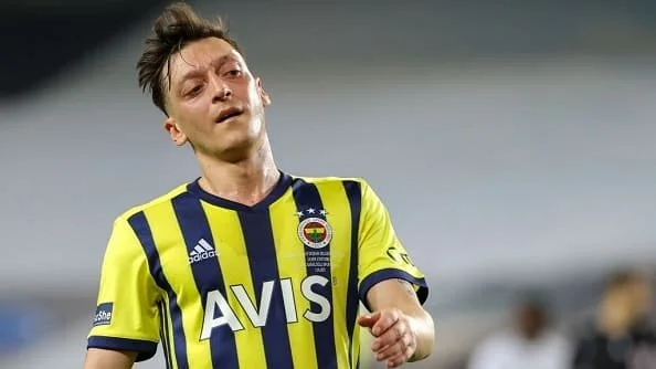 Озил о Марокко в полуфинале ЧМ-2022: «Горжусь, большое достижение для мусульманского мира!»