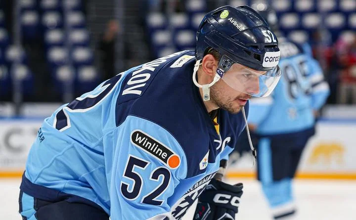 Александр Кожевников: «Широкову под сорок лет, а он забивает практически в каждом матче. Епанчинцев угадал с капитаном «Сибири» Александр Кожевников: «Широкову под сорок лет, а он забивает практически в каждом матче. Епанчинцев угадал с капитаном «Сибири»