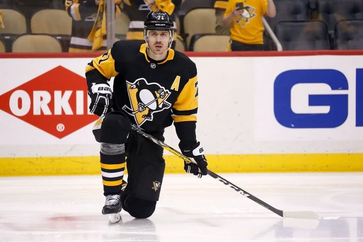 Игорь Кравчук: «Не раз говорил о том, что «Питтсбург» и Малкин, скорее всего, договорятся. Провести всю карьеру в одном клубе – это особый шик» Игорь Кравчук: «Не раз говорил о том, что «Питтсбург» и Малкин, скорее всего, договорятся. Провести всю карьеру в одном клубе – это особый шик»