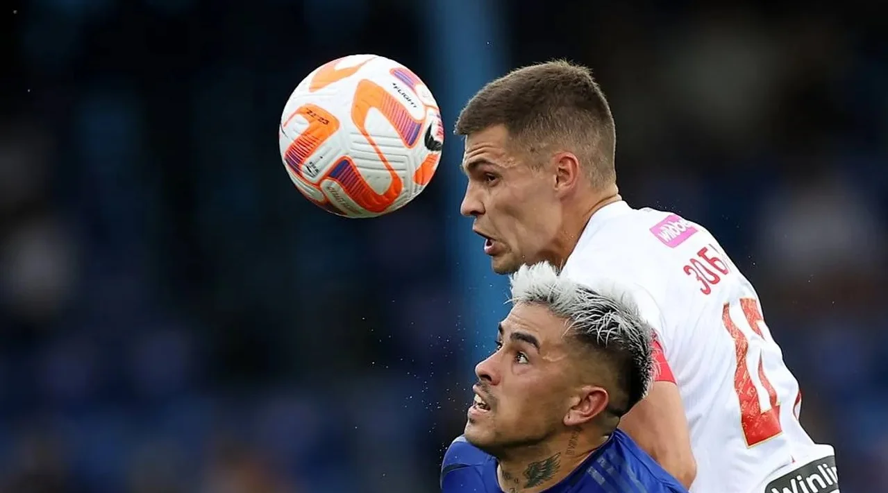 Сетдиков: «Спартак» усилился — это здорово, будет конкурировать с «Зенитом» Сетдиков: «Спартак» усилился — это здорово, будет конкурировать с «Зенитом»