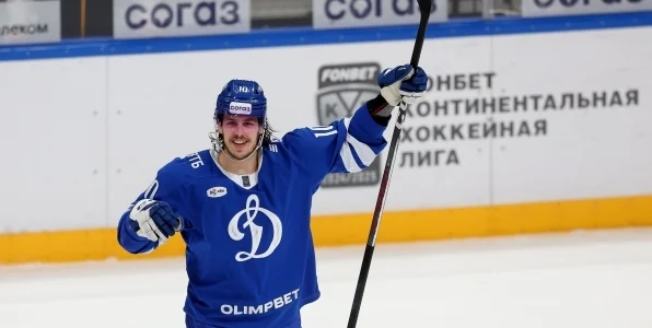 «Судьи не хотят говорить с легионерами». Интервью главного провокатора КХЛ Комтуа «Судьи не хотят говорить с легионерами». Интервью главного провокатора КХЛ Комтуа