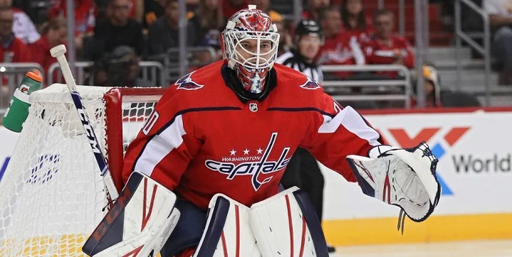 Овечкин об уходе Самсонова из «Вашингтона»: «Жалко, что у него не получилось закрепиться» Овечкин об уходе Самсонова из «Вашингтона»: «Жалко, что у него не получилось закрепиться»