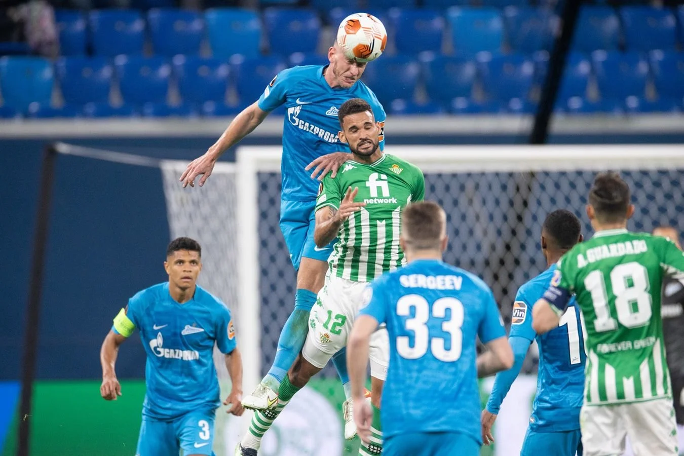 Орлов призвал убрать половину игроков «Зенита» в случае вылета из Лиги Европы Орлов призвал убрать половину игроков «Зенита» в случае вылета из Лиги Европы