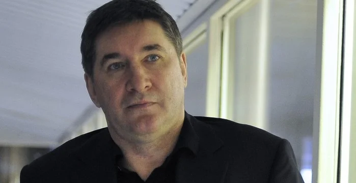 Кожевников о противостоянии СКА и «Спартака»: «Дуэль Миронова и Ротенберга не сыграет ключевой роли. Решают люди с харизмой» Кожевников о противостоянии СКА и «Спартака»: «Дуэль Миронова и Ротенберга не сыграет ключевой роли. Решают люди с харизмой»