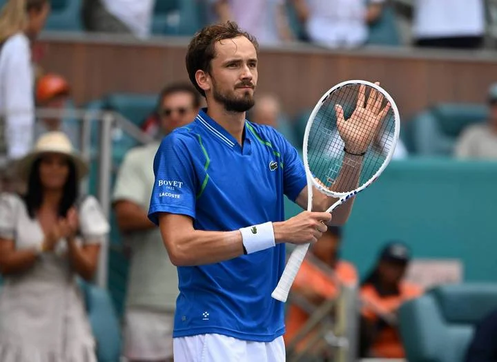 Даниил Медведев: «Нельзя выиграть 100 матчей подряд. Может, 40 или 45, как это сделал Джокович» Даниил Медведев: «Нельзя выиграть 100 матчей подряд. Может, 40 или 45, как это сделал Джокович»