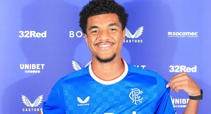 «Бавария» отдала в аренду хавбека сборной США в «Рейнджерс» «Бавария» отдала в аренду хавбека сборной США в «Рейнджерс»