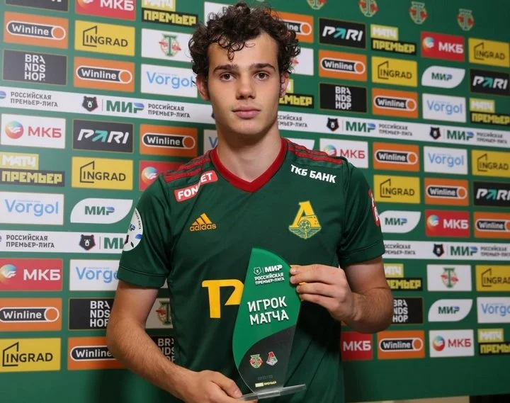 Артем Карпукас: «Находясь в футболе, могу сказать, что все зарплаты здесь адекватные. Это тяжелый труд»