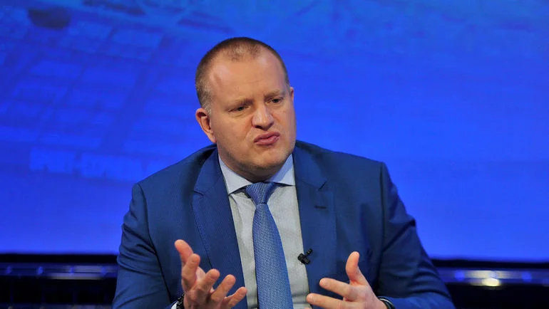 Главный арбитр КХЛ о судьях из России: «Они добавили бы профессионализма ЧМ по хоккею 2022» Главный арбитр КХЛ о судьях из России: «Они добавили бы профессионализма ЧМ по хоккею 2022»