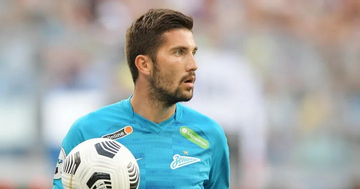 Алексей Сутормин про интерес со стороны ЦСКА: «Я выиграл трофей в футболке «Зенита», какие еще разговоры могут быть?» Алексей Сутормин про интерес со стороны ЦСКА: «Я выиграл трофей в футболке «Зенита», какие еще разговоры могут быть?»