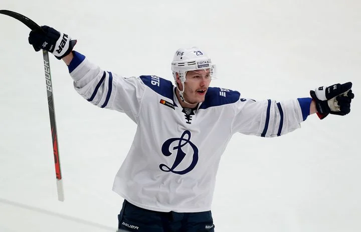 Виталий Давыдов: «СКА в последние годы доказывает, что этому клубу по силам провернуть любой обмен. Яшкин – это сильный ход» Виталий Давыдов: «СКА в последние годы доказывает, что этому клубу по силам провернуть любой обмен. Яшкин – это сильный ход»