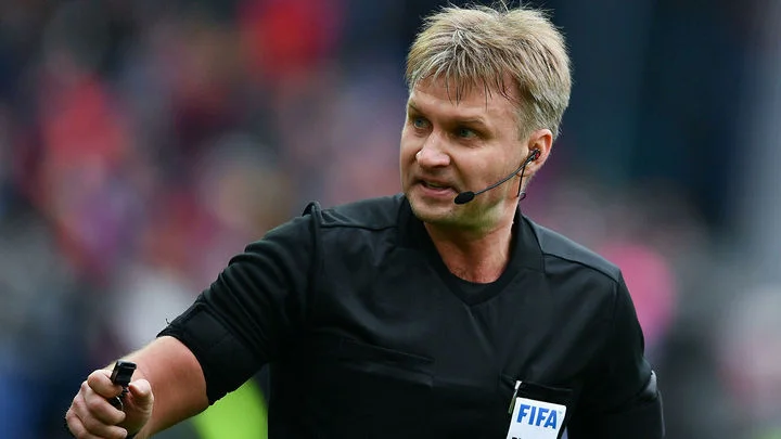 Сергей Лапочкин: «Когда ввели систему ВАР, арбитры стали действительно больше ошибаться» Сергей Лапочкин: «Когда ввели систему ВАР, арбитры стали действительно больше ошибаться»