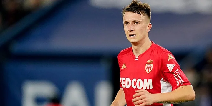 Агент Головина о своем клиенте: «Все в «Монако» хорошо относятся к Саше, несмотря на политику» Агент Головина о своем клиенте: «Все в «Монако» хорошо относятся к Саше, несмотря на политику»