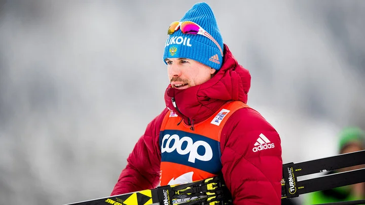 Сергей Устюгов: «Когда я приехал на сборы, мне говорят: «Из тебя песок сыпется. Вот, еще год побегаешь и закончишь». Я говорю: «Это вызов. Я вас просто уничтожу» Сергей Устюгов: «Когда я приехал на сборы, мне говорят: «Из тебя песок сыпется. Вот, еще год побегаешь и закончишь». Я говорю: «Это вызов. Я вас просто уничтожу»