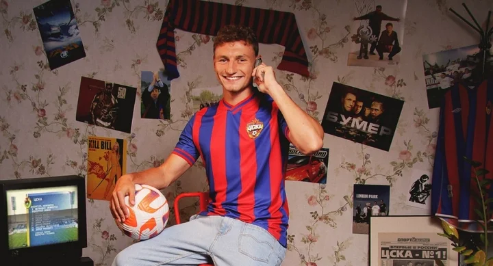 Валерий Газзаев: «Чемпионская форма приносит чемпионские результаты. Я только приветствую такие отсылки» Валерий Газзаев: «Чемпионская форма приносит чемпионские результаты. Я только приветствую такие отсылки»