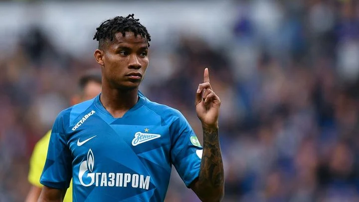 Вильмар Барриос: «В шести матчах «Зенит» пропустил всего один гол. Это говорит о том, что у нас хорошая защита» Вильмар Барриос: «В шести матчах «Зенит» пропустил всего один гол. Это говорит о том, что у нас хорошая защита»