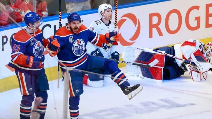 Алекс Гальченюк: «Флорида» вела 3-0 в серии. Думал, что все для «Ойлерс» закончено. Это исторический финал Кубка Стэнли» Алекс Гальченюк: «Флорида» вела 3-0 в серии. Думал, что все для «Ойлерс» закончено. Это исторический финал Кубка Стэнли»