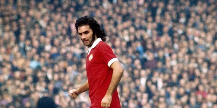 Пять самых известных футболистов, замешанных в скандалах с девушками низкой социальной ответственности