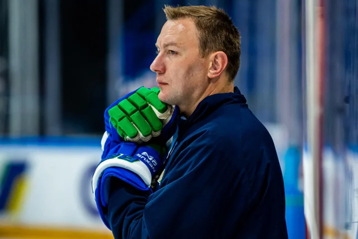 Константин Кольцов: «Ситуация с отсутствием трансферов – это хороший вызов для «Салавата» и хорошая мотивация для наших игроков, для молодежи» Константин Кольцов: «Ситуация с отсутствием трансферов – это хороший вызов для «Салавата» и хорошая мотивация для наших игроков, для молодежи»