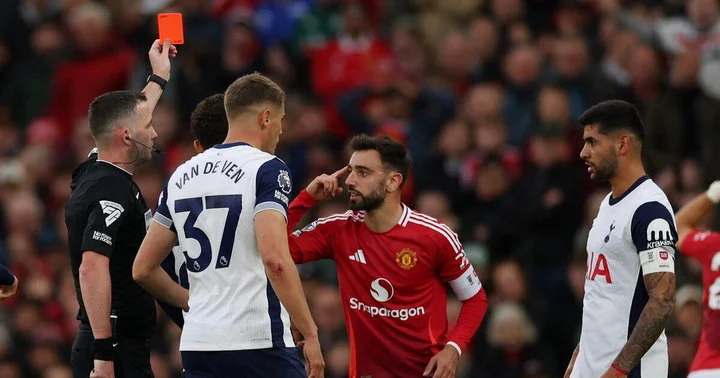 «Тоттенхэм» в гостях разгромил «Манчестер Юнайтед» – 3:0 «Тоттенхэм» в гостях разгромил «Манчестер Юнайтед» – 3:0