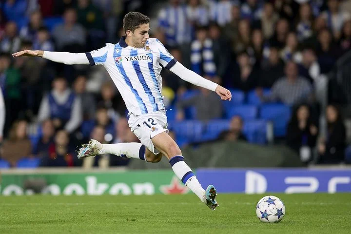 Анхель Лопес: «Захарян, наконец, показал тот футбол, из-за которого «Реал Сосьедад» заплатил за него 11 млн евро московскому «Динамо» Анхель Лопес: «Захарян, наконец, показал тот футбол, из-за которого «Реал Сосьедад» заплатил за него 11 млн евро московскому «Динамо»