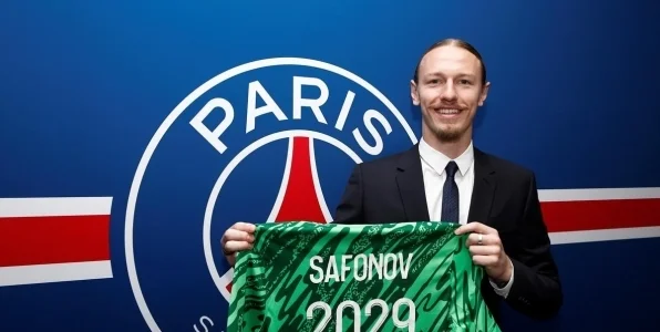 Деменко: Сафонов показывает свой класс во Франции Деменко: Сафонов показывает свой класс во Франции