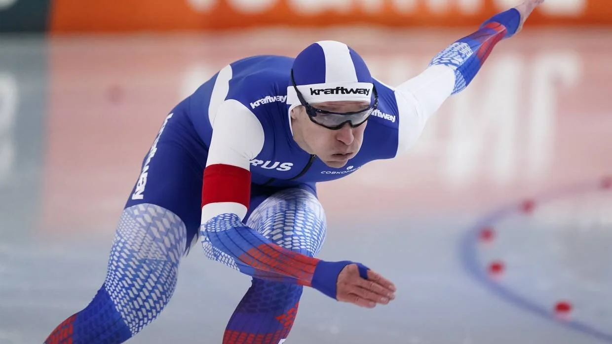 Конькобежец Захаров назвал себя засранцем за критику сборной России по хоккею