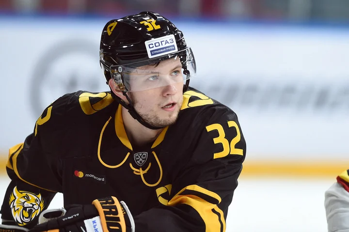 Илья Хохлов перешел в «Металлург»