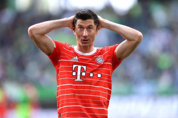 «Бавария» отказалась продавать Роберта Левандовского «Барселоне» за 40+5 млн евро