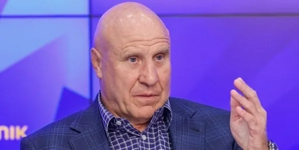 Мамиашвили назвал украинку Коляденко несчастным человеком за отказ пожимать руку россиянам Мамиашвили назвал украинку Коляденко несчастным человеком за отказ пожимать руку россиянам