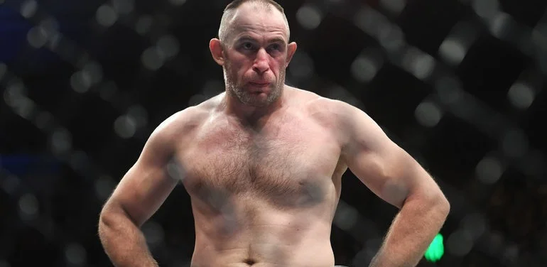 Олейник о поражении Волкова Аспиналлу: «Видно, что Саша чуть подрастерял навыки» Олейник о поражении Волкова Аспиналлу: «Видно, что Саша чуть подрастерял навыки»