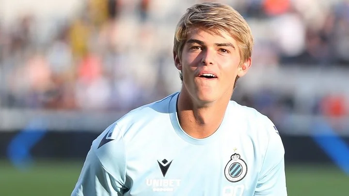 Шарль де Кетеларе: «Мой кумир с детства – Криштиану Роналду, но и у «Милана» были невероятные чемпионы» Шарль де Кетеларе: «Мой кумир с детства – Криштиану Роналду, но и у «Милана» были невероятные чемпионы»