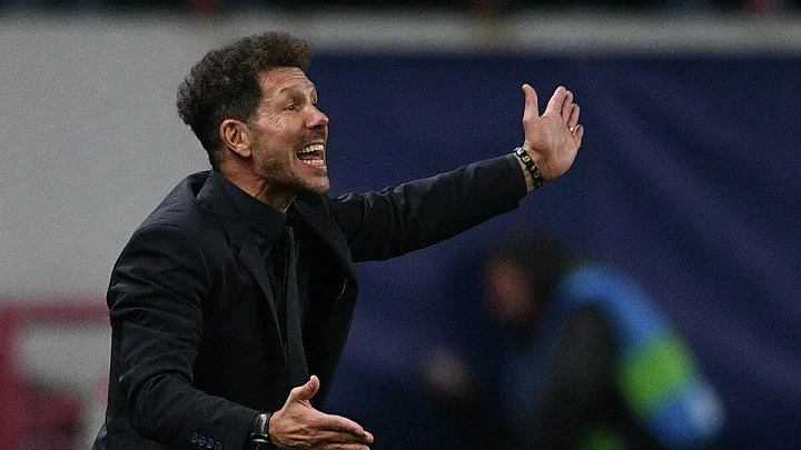 «Порту» открыл счет в матче с «Атлетико» на шестой минуте «Порту» открыл счет в матче с «Атлетико» на шестой минуте