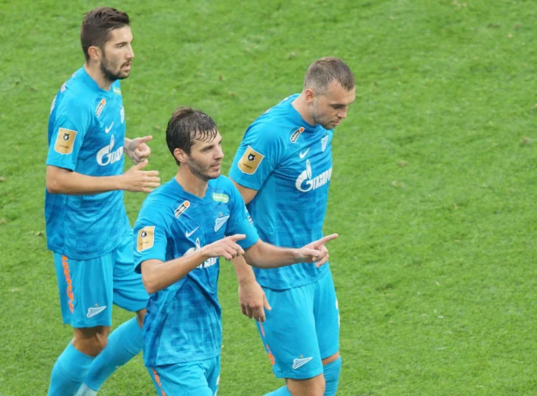 Оздоев, Ерохин и Сутормин останутся в «Зените» Оздоев, Ерохин и Сутормин останутся в «Зените»