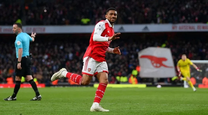 «Арсенал» выиграл у «Борнмута», забив победный гол на седьмой добавленной минуте