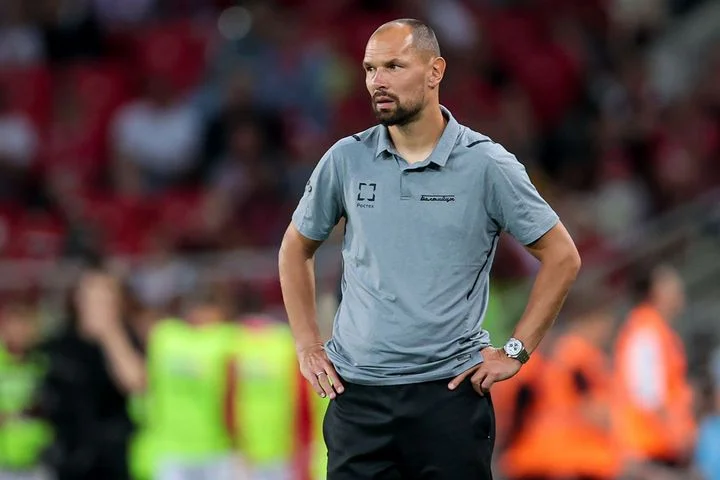 Сергей Игнашевич о 1:2 с «Уралом»: «Ключевой момент – позорное судейство» Сергей Игнашевич о 1:2 с «Уралом»: «Ключевой момент – позорное судейство»