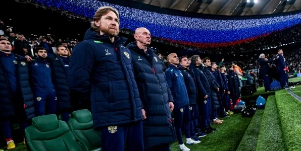 Наумов: практическая цель матчей сборной России - встреча с друзьями Наумов: практическая цель матчей сборной России - встреча с друзьями