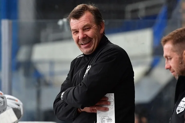 Александр Овечкин: «У Олега Знарка всегда во главу угла ставилась дисциплина. Один за всех, все за одного» Александр Овечкин: «У Олега Знарка всегда во главу угла ставилась дисциплина. Один за всех, все за одного»