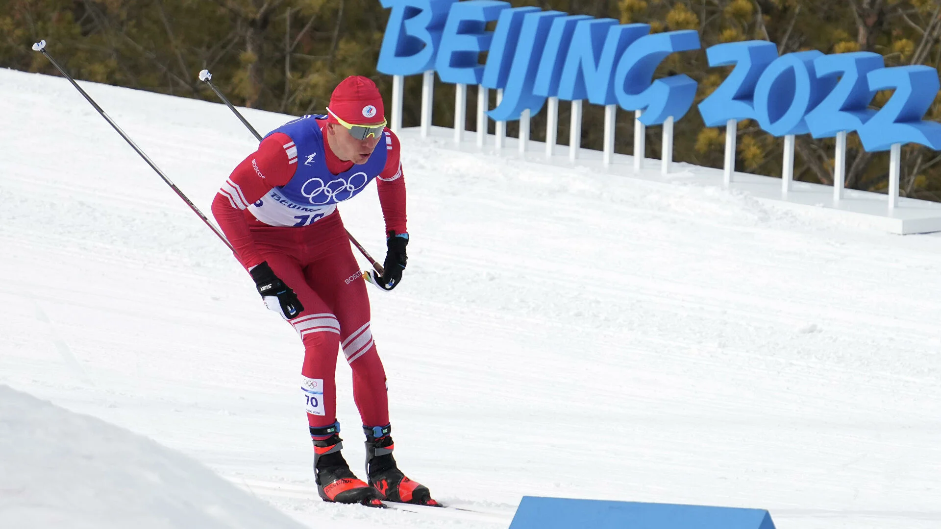 Крянин заявил, что лыжник Большунов будет бороться только за золото в марафоне на Олимпиаде Крянин заявил, что лыжник Большунов будет бороться только за золото в марафоне на Олимпиаде