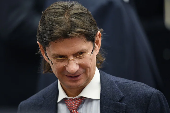 Гильермо Абаскаль: «Леонид Федун сказал, что остается со «Спартаком», всегда можем рассчитывать на его помощь» Гильермо Абаскаль: «Леонид Федун сказал, что остается со «Спартаком», всегда можем рассчитывать на его помощь»