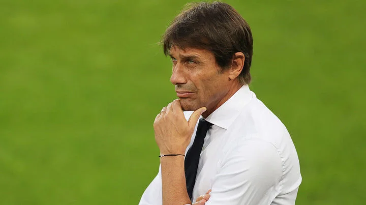 Антонио Конте высказался о назначении тен Хага на пост тренера МЮ Антонио Конте высказался о назначении тен Хага на пост тренера МЮ