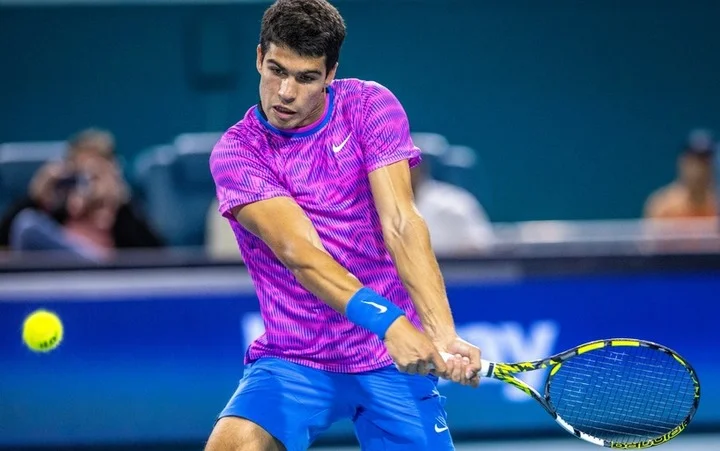 Карлос Алькарас вышел в 1/8 финала турнира в Майами Карлос Алькарас вышел в 1/8 финала турнира в Майами