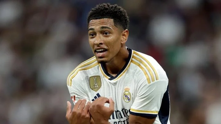 Карло Анчелотти: «Травма плеча Джуда Беллингема не мешает ему играть, и с каждым днем ему лучше» Карло Анчелотти: «Травма плеча Джуда Беллингема не мешает ему играть, и с каждым днем ему лучше»