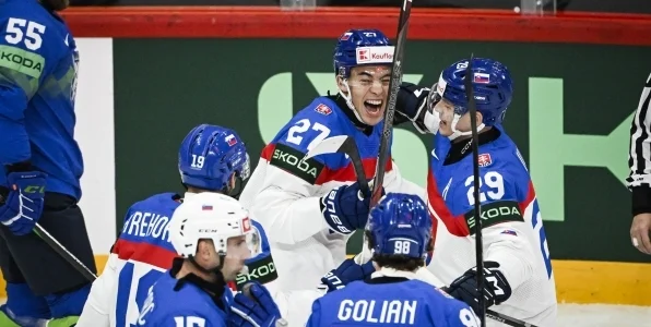 Плющев: не понимаю призывы отменить трансляции ЧМ, как потом будем играть с ними?! Плющев: не понимаю призывы отменить трансляции ЧМ, как потом будем играть с ними?!