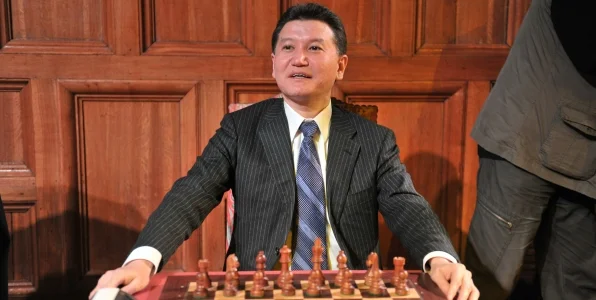 Карпов: никто не делал столько гадостей на посту главы FIDE, как Илюмжинов Карпов: никто не делал столько гадостей на посту главы FIDE, как Илюмжинов